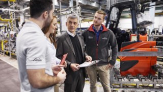 Meeting bei Linde in der Produktion Meeting bei Linde in der Produktion